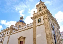 La Iglesia de San José de Cádiz pide permiso para la restauración de la fachada y las torres campanario