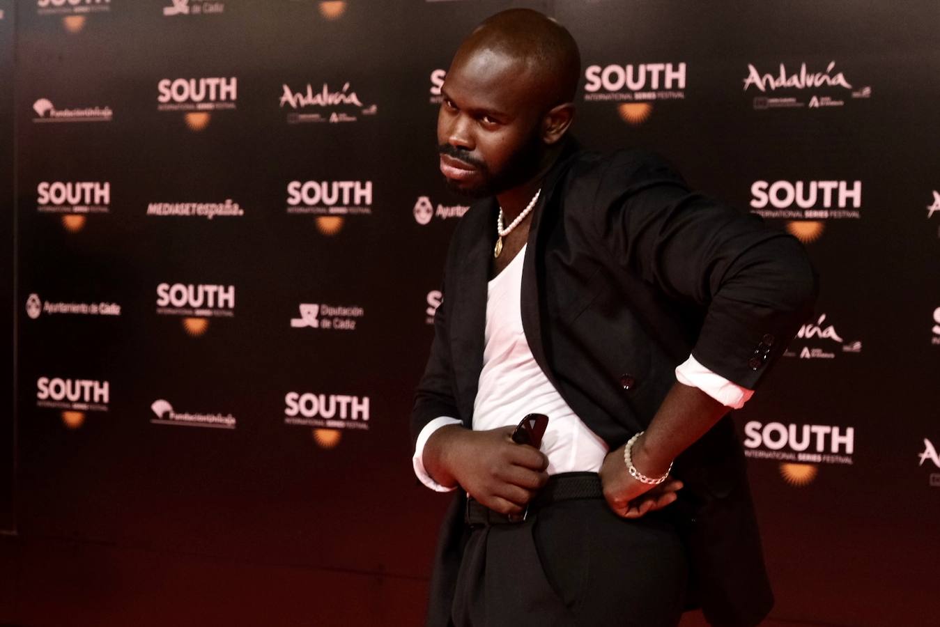 Fotos: La llegada de los invitados a la gala de inauguración (I)