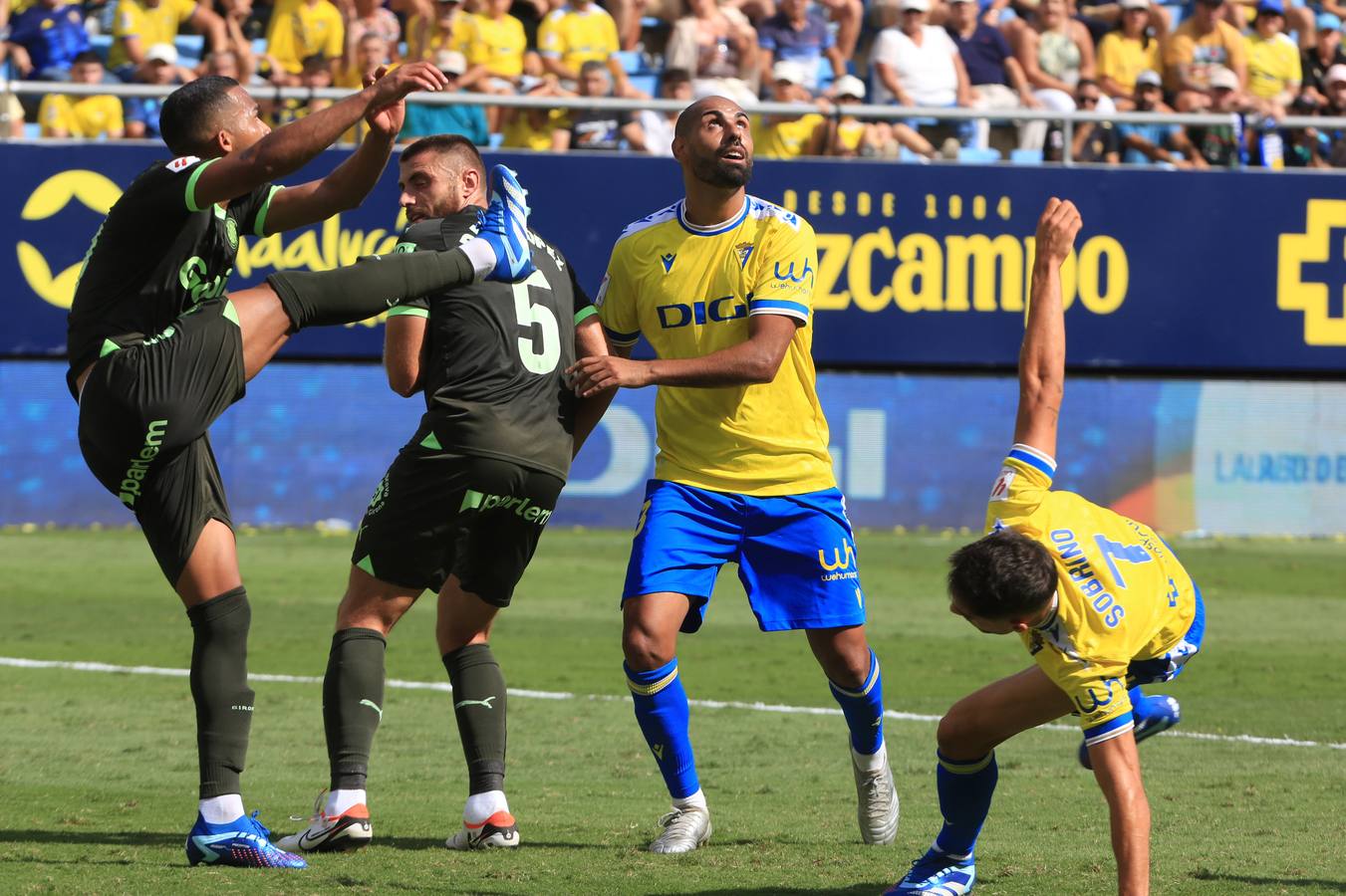 Fotos: Partido Cádiz-Girona (0-1)