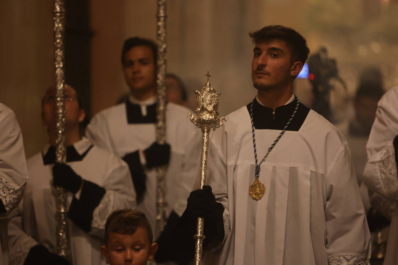 Fotos: La Virgen del Rosario, por las calles de Cádiz