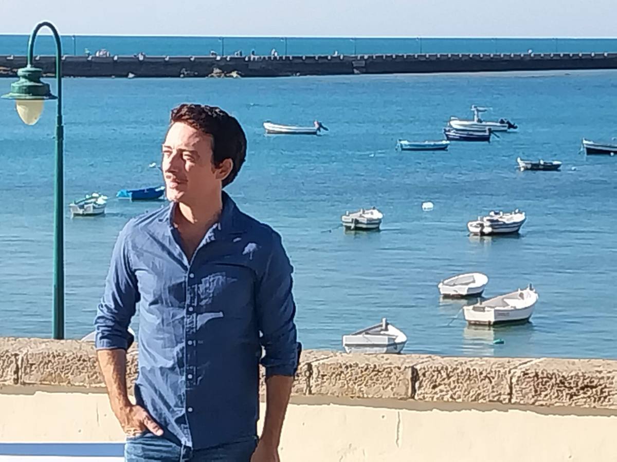 La luz de Cádiz ciega a las estrellas de las series españolas