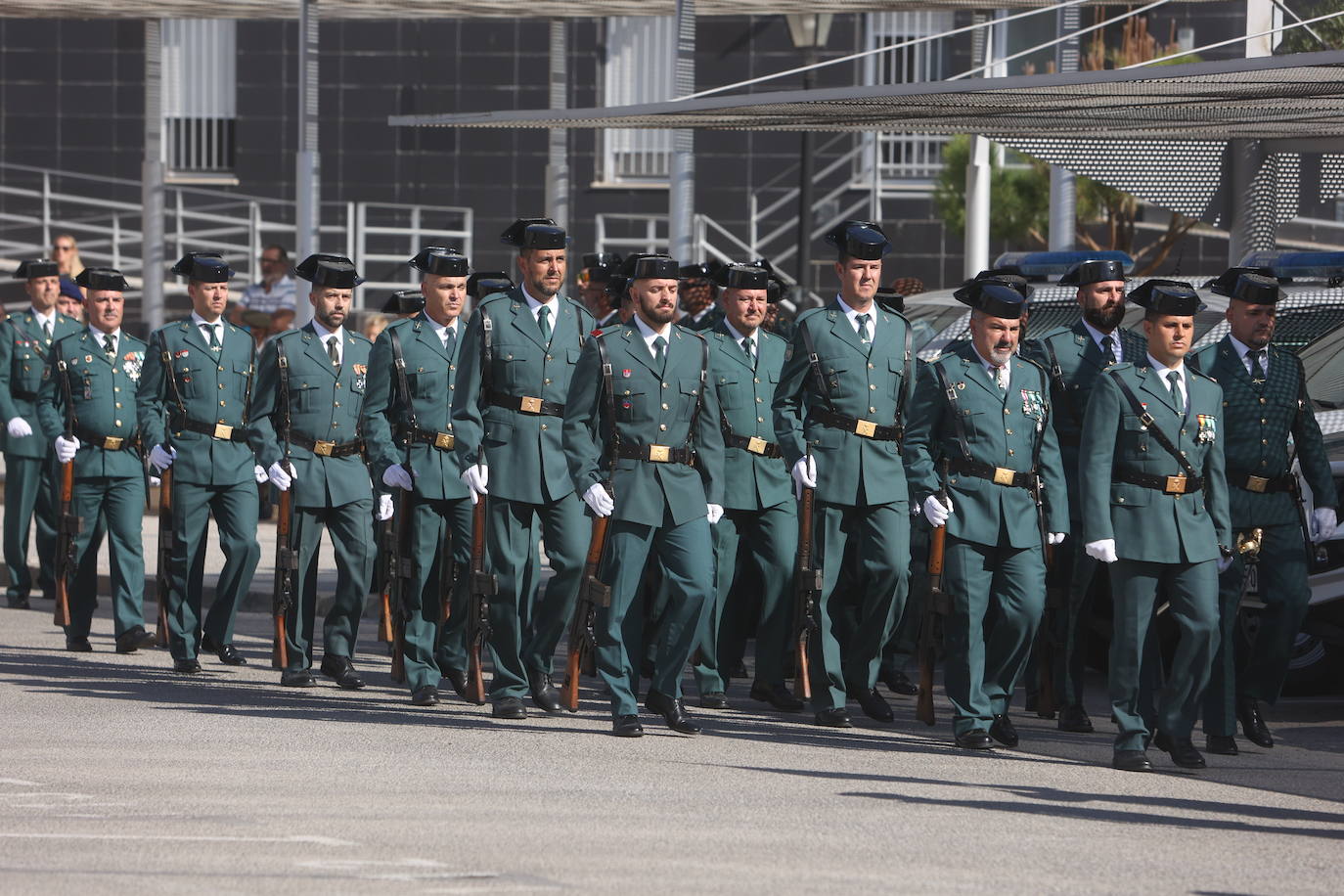 Fotos: La Guardia Civil rinde homenaje a su patrona en Cádiz