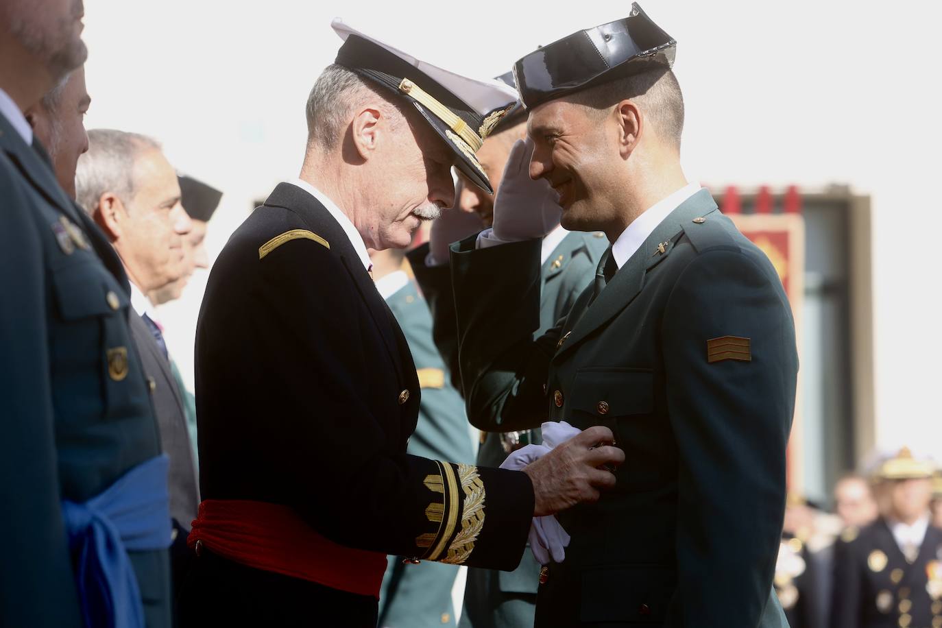 Fotos: La Guardia Civil rinde homenaje a su patrona en Cádiz