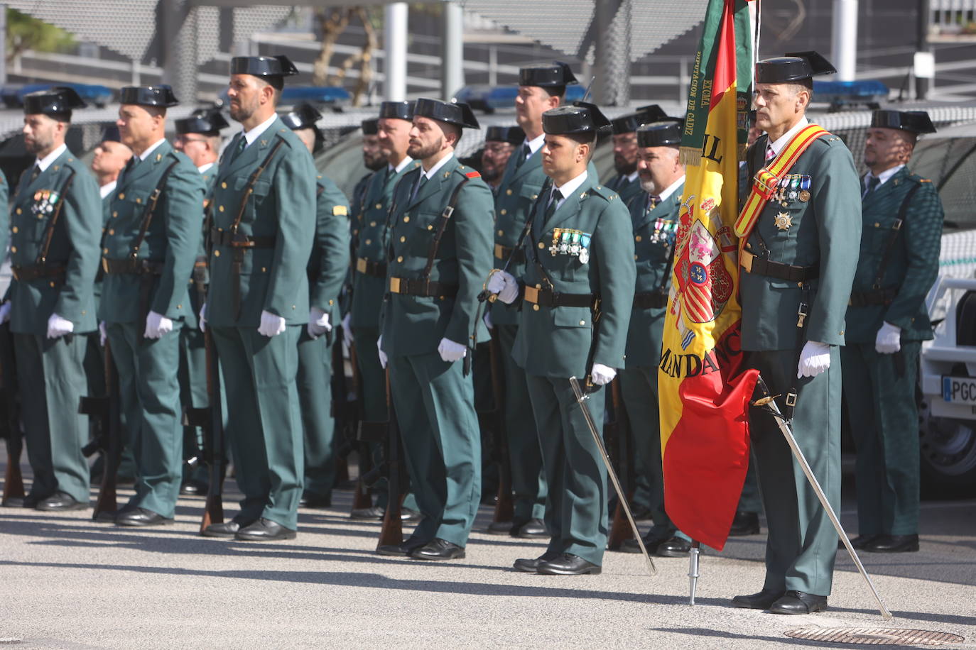 Fotos: La Guardia Civil rinde homenaje a su patrona en Cádiz