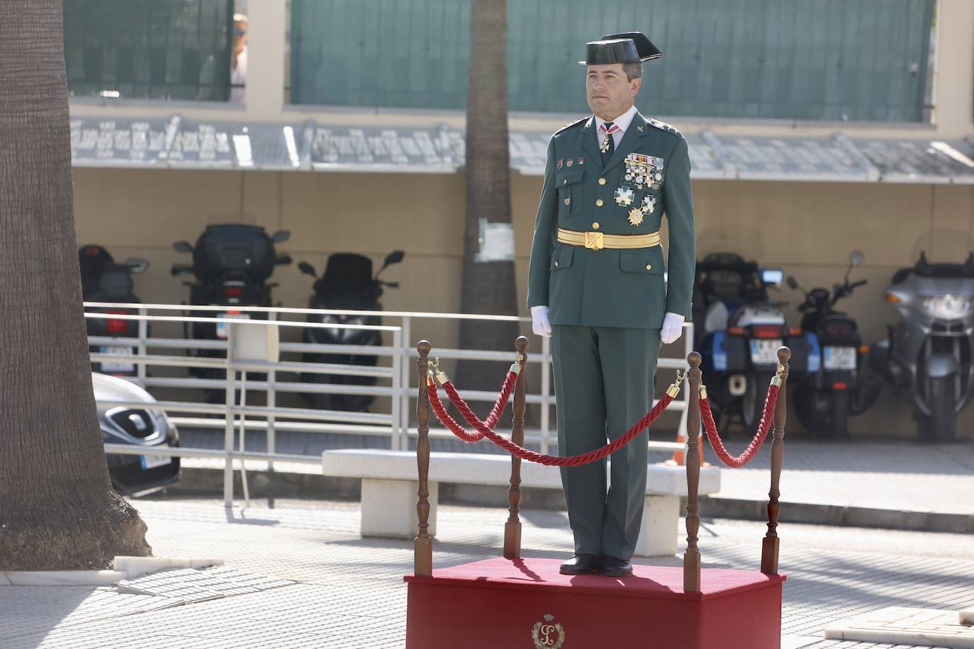 Fotos: La Guardia Civil rinde homenaje a su patrona en Cádiz