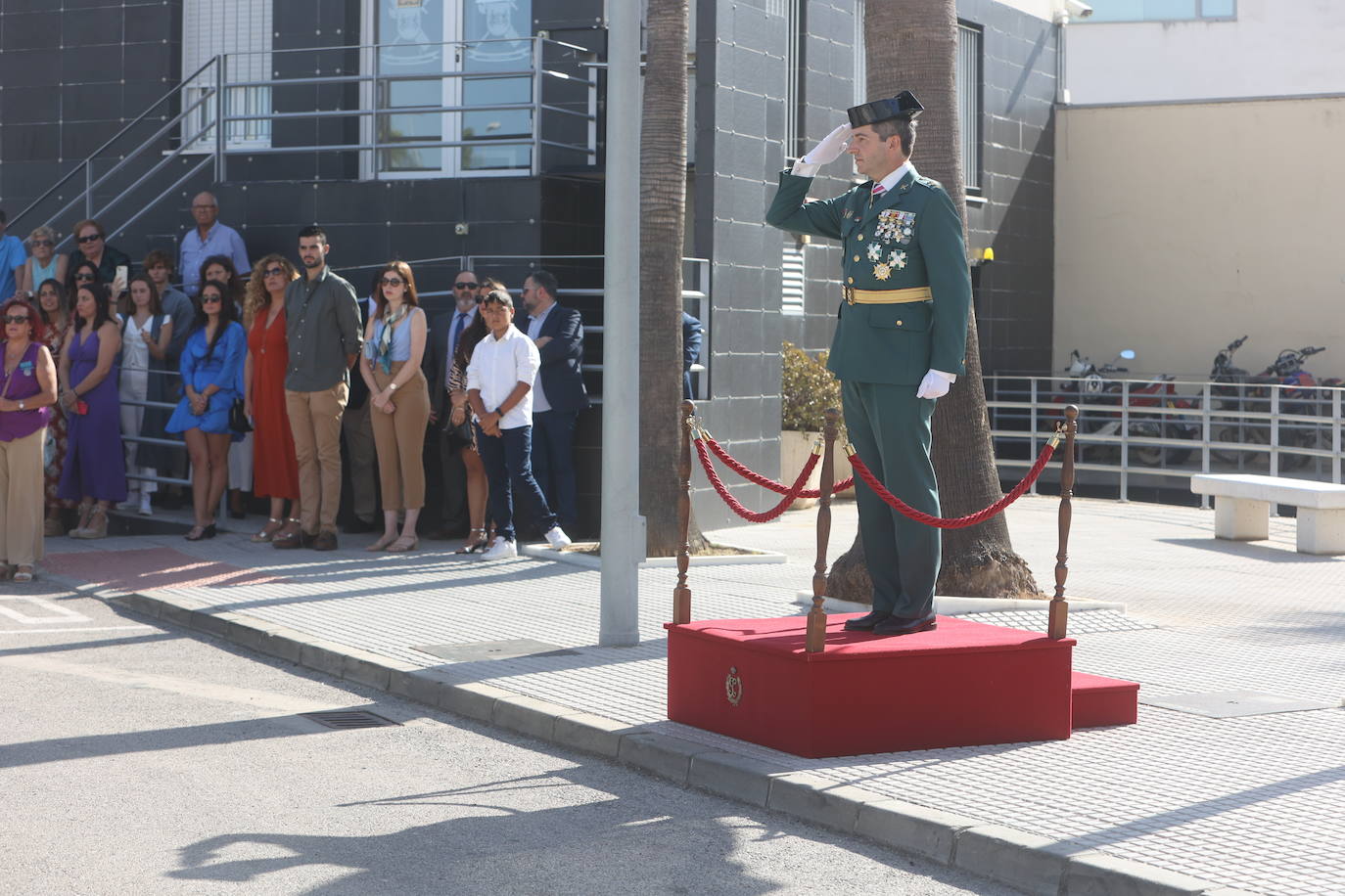 Fotos: La Guardia Civil rinde homenaje a su patrona en Cádiz