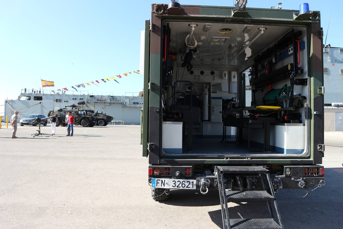 En imágenes: Más de 2.000 personas visitan la Base Naval de Rota con motivo del Día de la Fiesta Nacional
