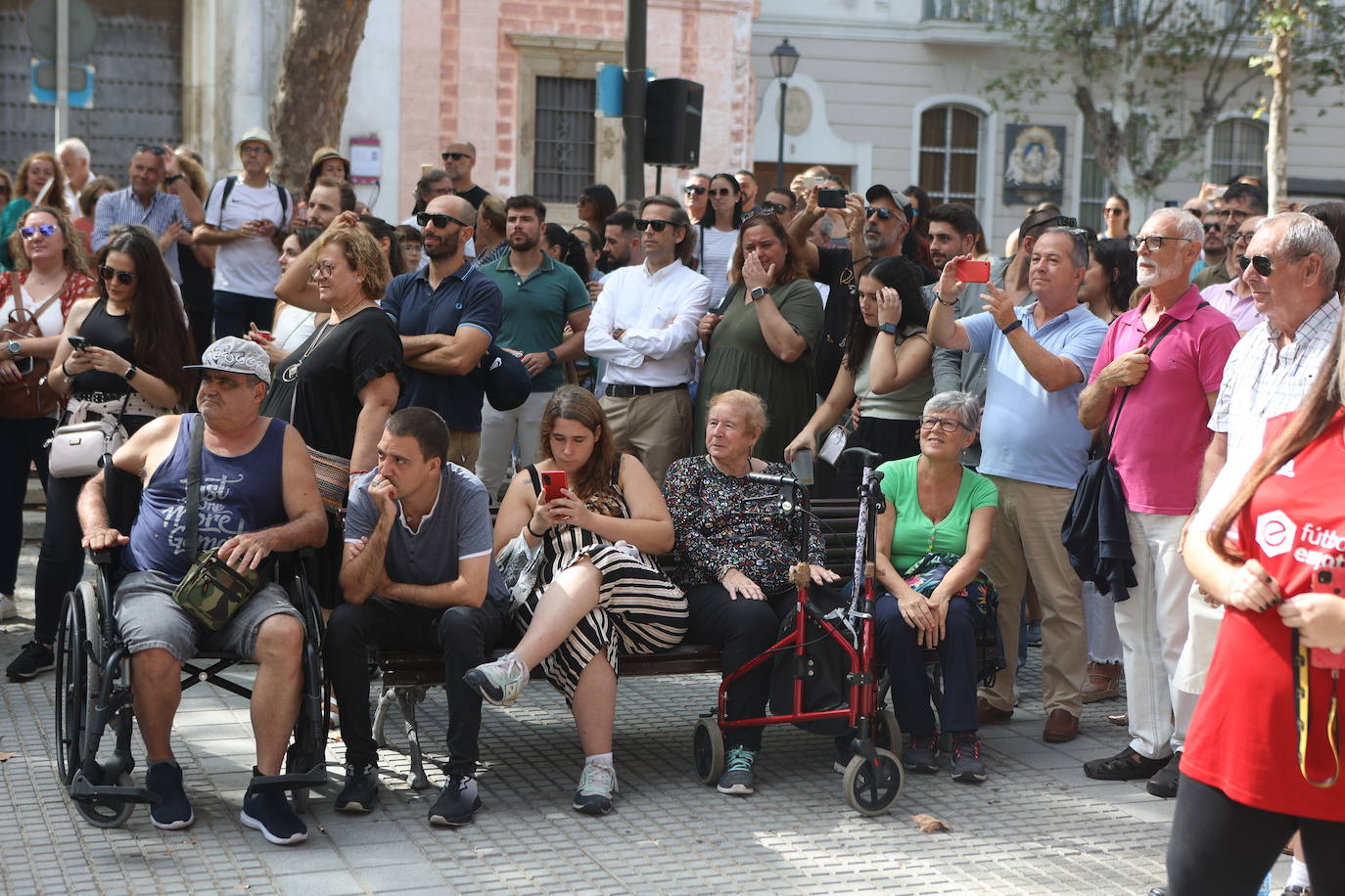 Fotos I: Sábado de SailGP por las calles de Cádiz