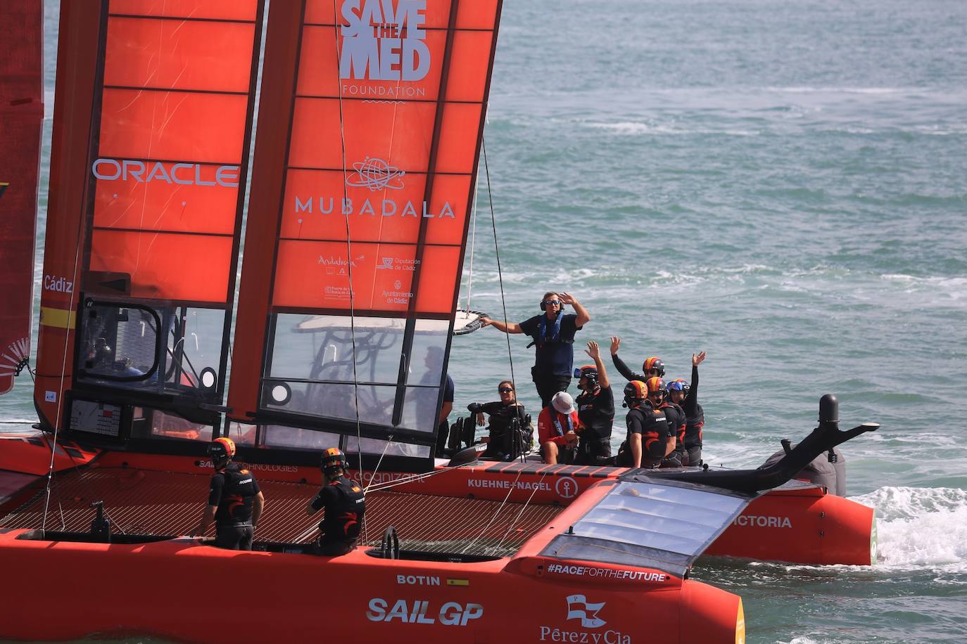 Fotos II: Sábado de SailGP por las calles de Cádiz