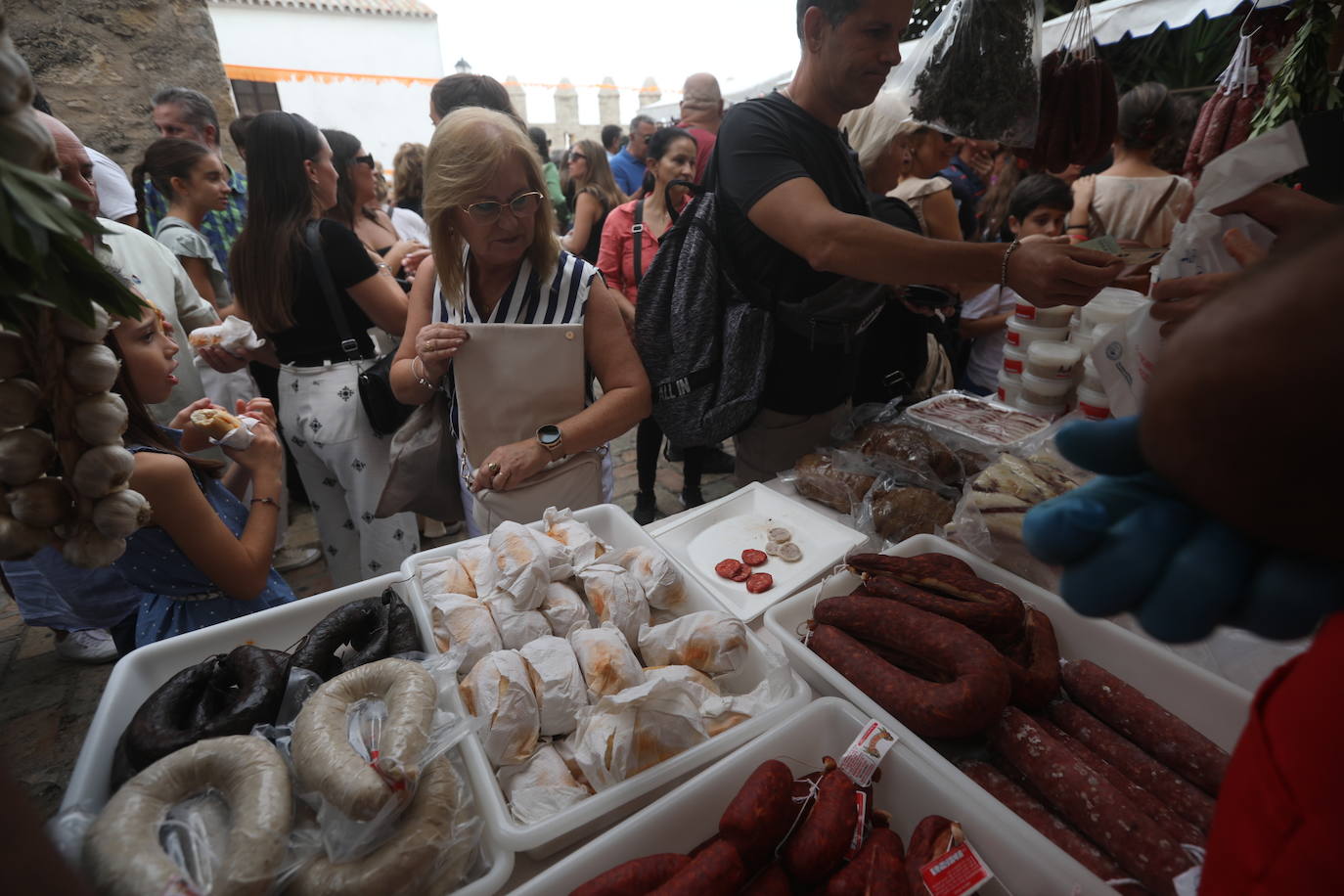 Fotos: Vejer vive a lo grande su gran Día Internacional del Lomo en Manteca