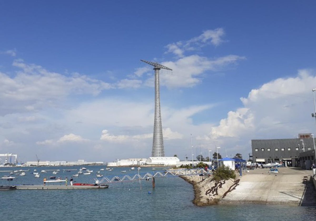 Torre de Endesa y Club Alcázar en Puntales