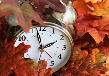 Cambio de hora octubre 2023: ¿qué día se cambian los relojes al horario de invierno?