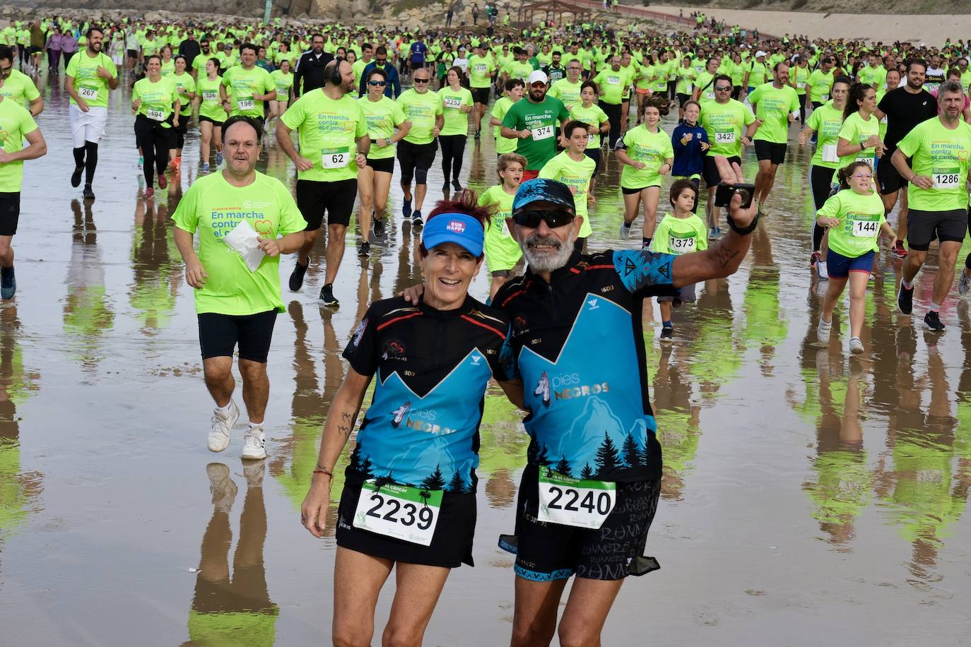 FOTOS: Carrera contra el Cáncer en Cádiz