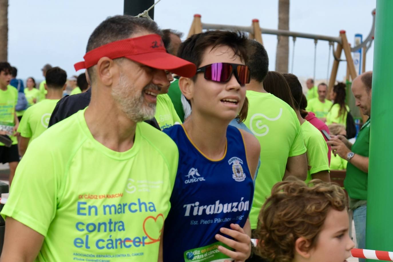 FOTOS: Carrera contra el Cáncer en Cádiz