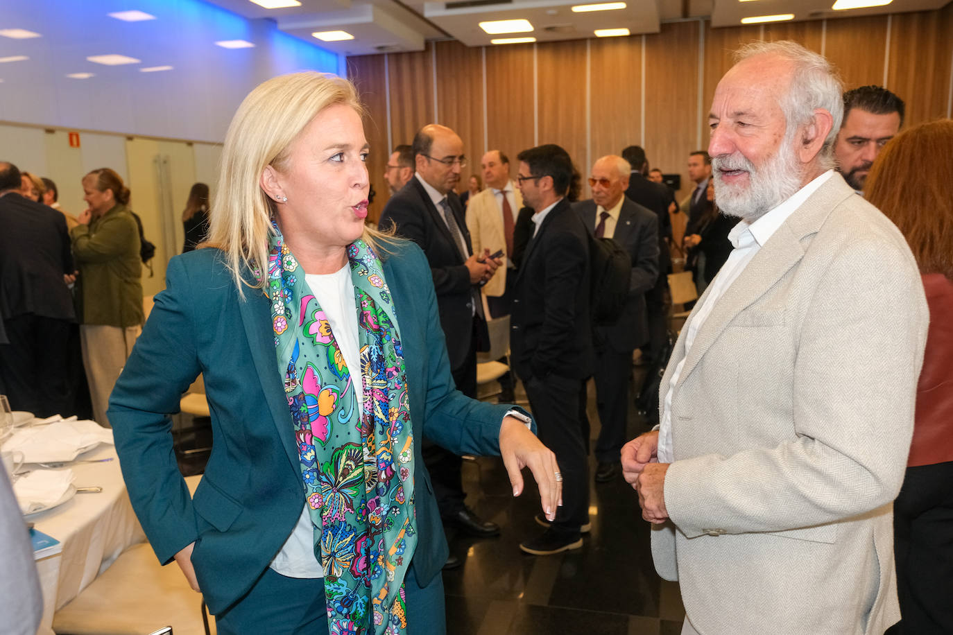 Fotos: Bruno García, alcalde de Cádiz, en la Mirada Económica de ABC y La Voz