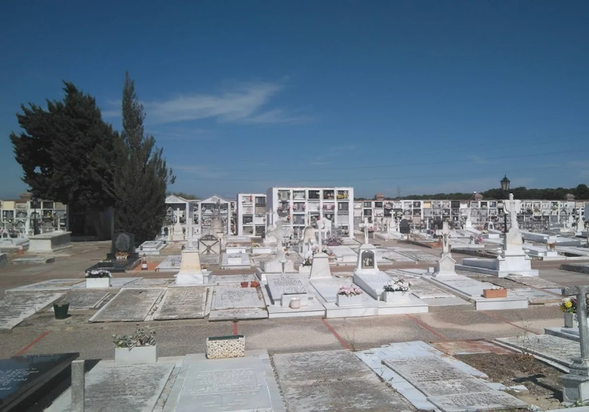 Los cementerios amplían su horario para los días 1 y 2 de noviembre