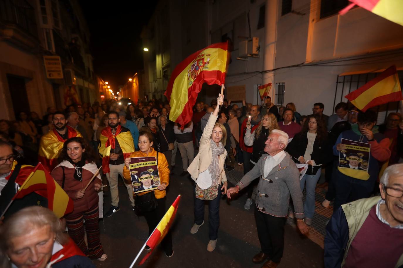 Concentración en El Puerto contra la amnistía catalana de Pedro Sánchez