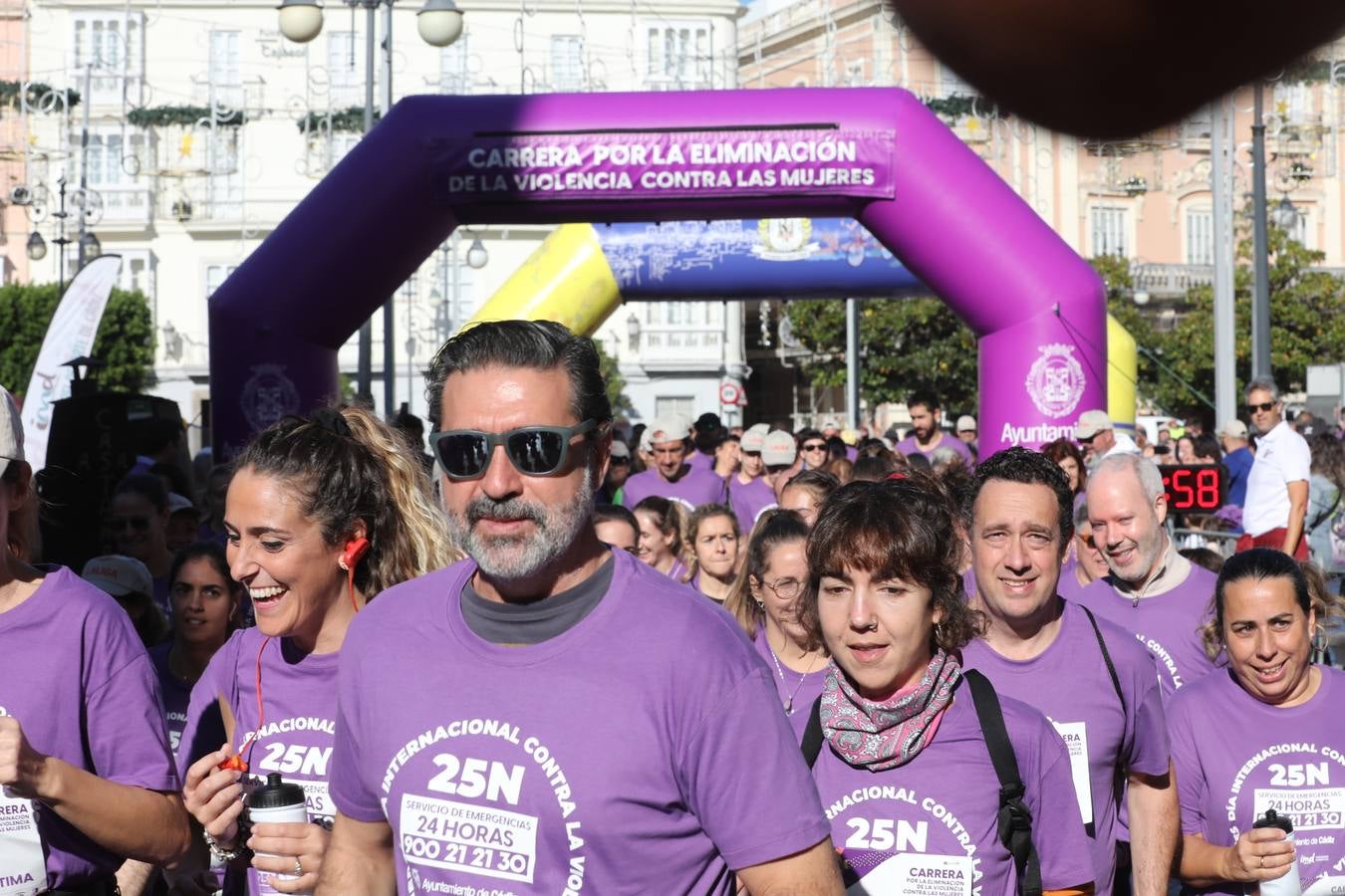 Fotos: Carrera Popular por la eliminación de la violencia contra las mujeres