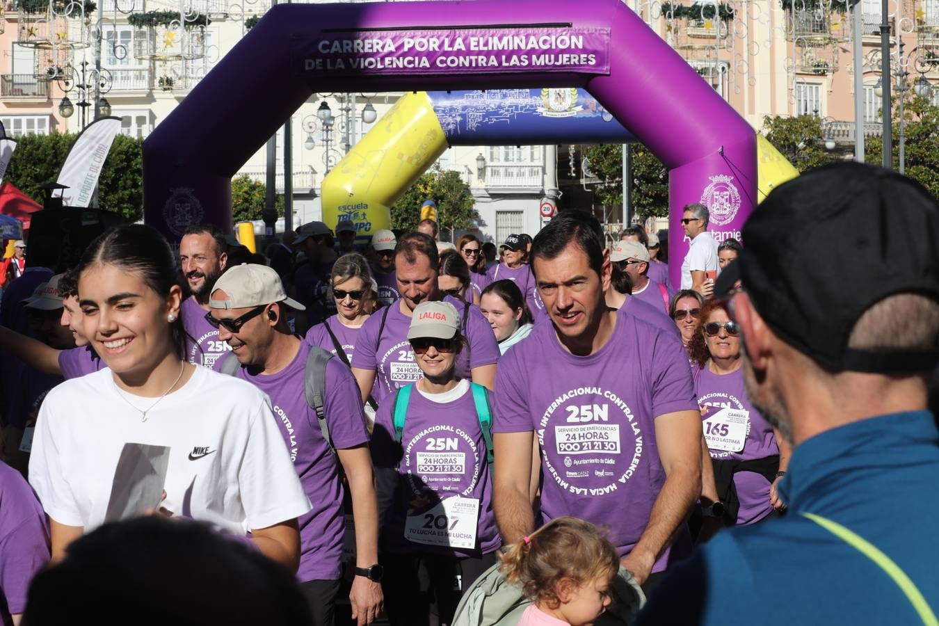 Fotos: Carrera Popular por la eliminación de la violencia contra las mujeres