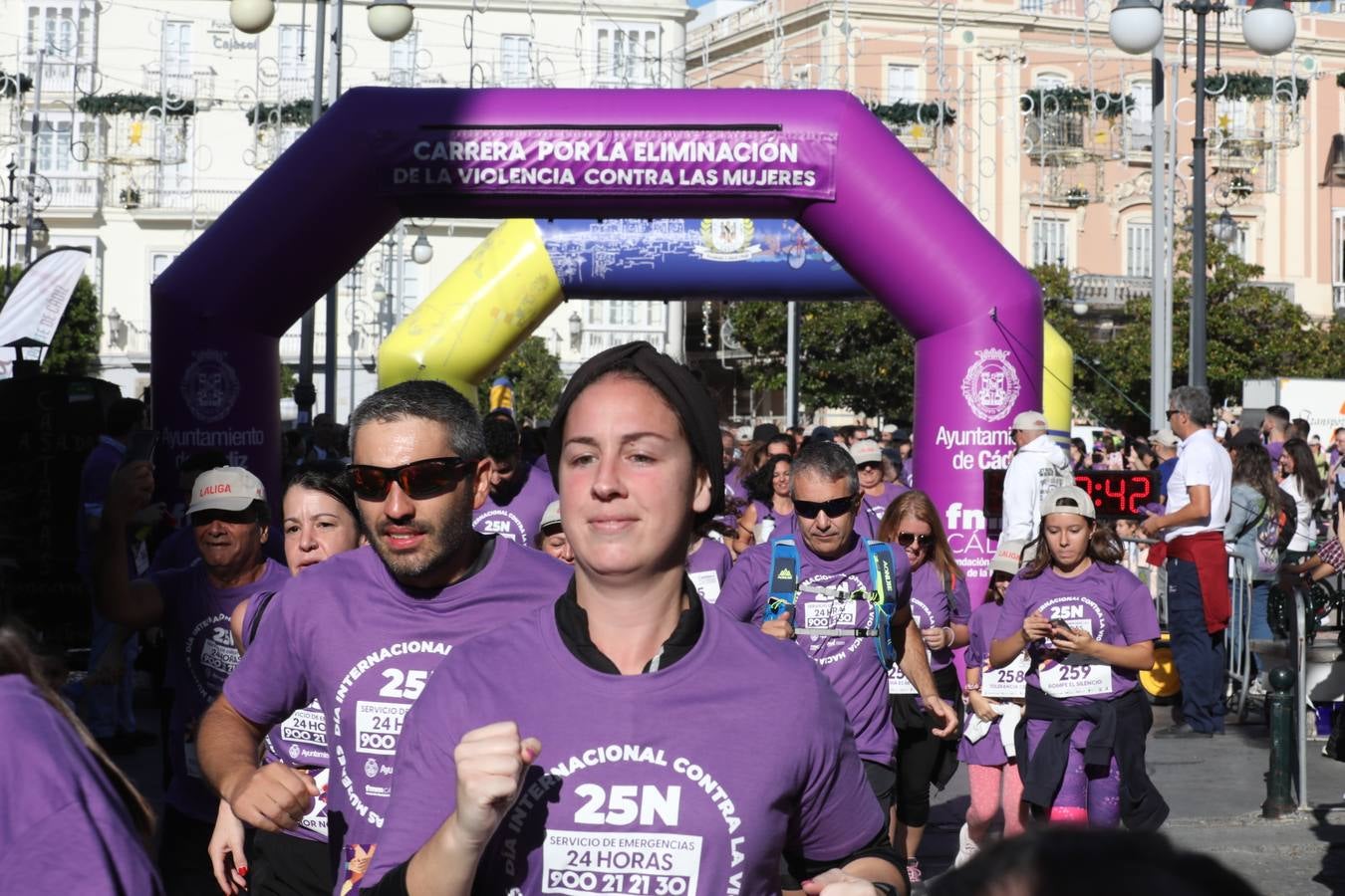 Fotos: Carrera Popular por la eliminación de la violencia contra las mujeres