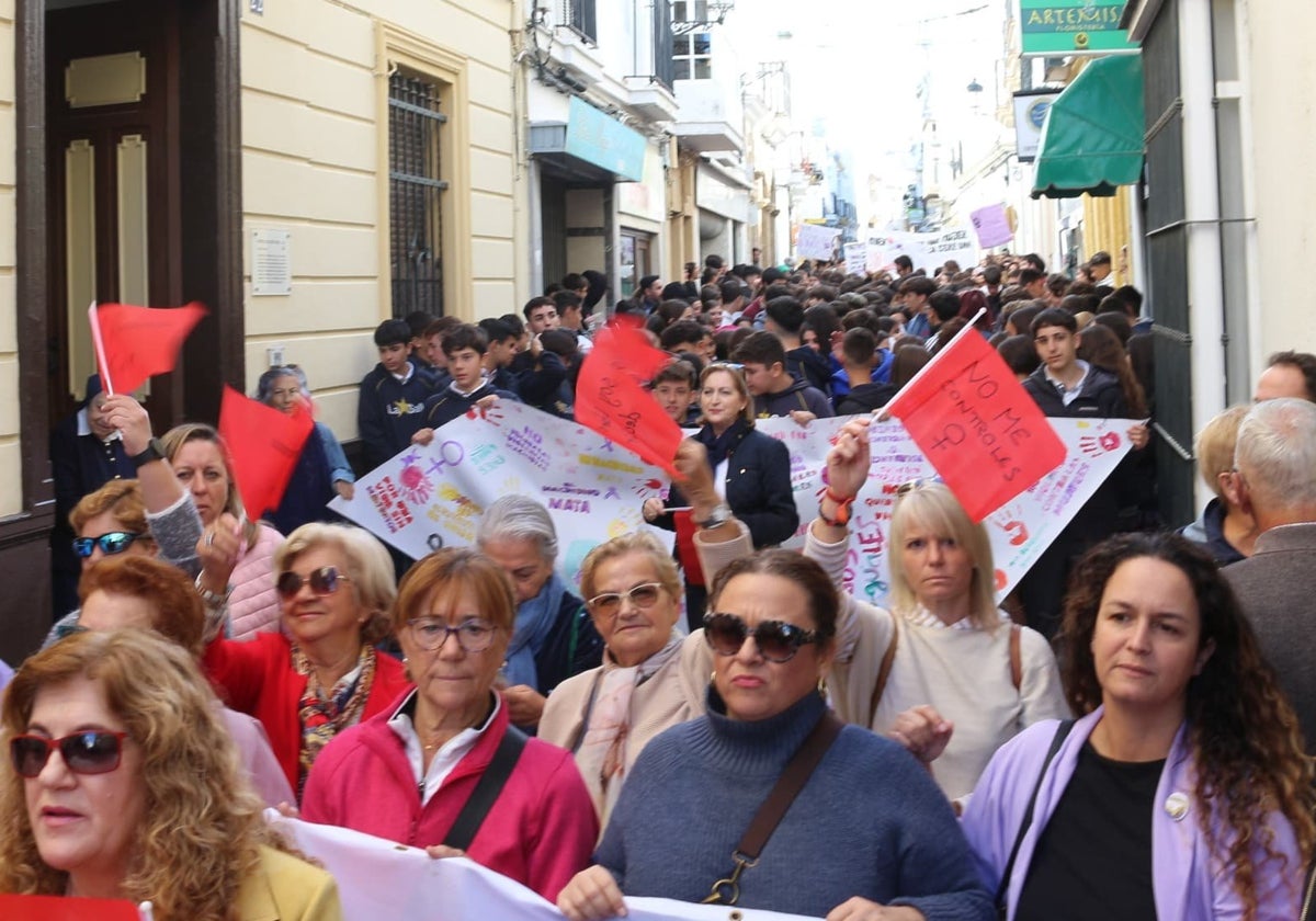 El IAM atiende en Cádiz a 50 mujeres al día y recibe 7.000 consultas sobre violencia de género