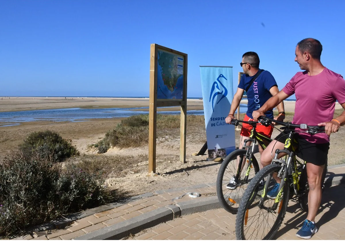 Cádiz tiene una amplia red de senderos para disfrutar al aire libre