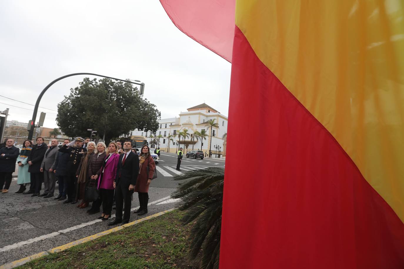 Fotos: Cádiz celebra el Día de la Constitución con la tradicional ofrenda floral e izado de la bandera