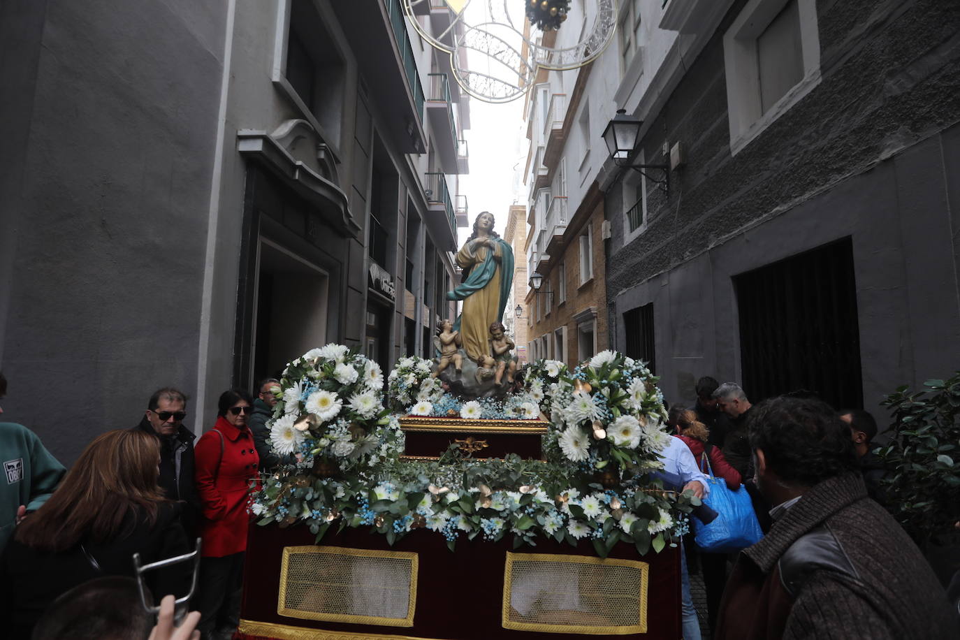 Fotos: Puente en Cádiz hacia la Navidad