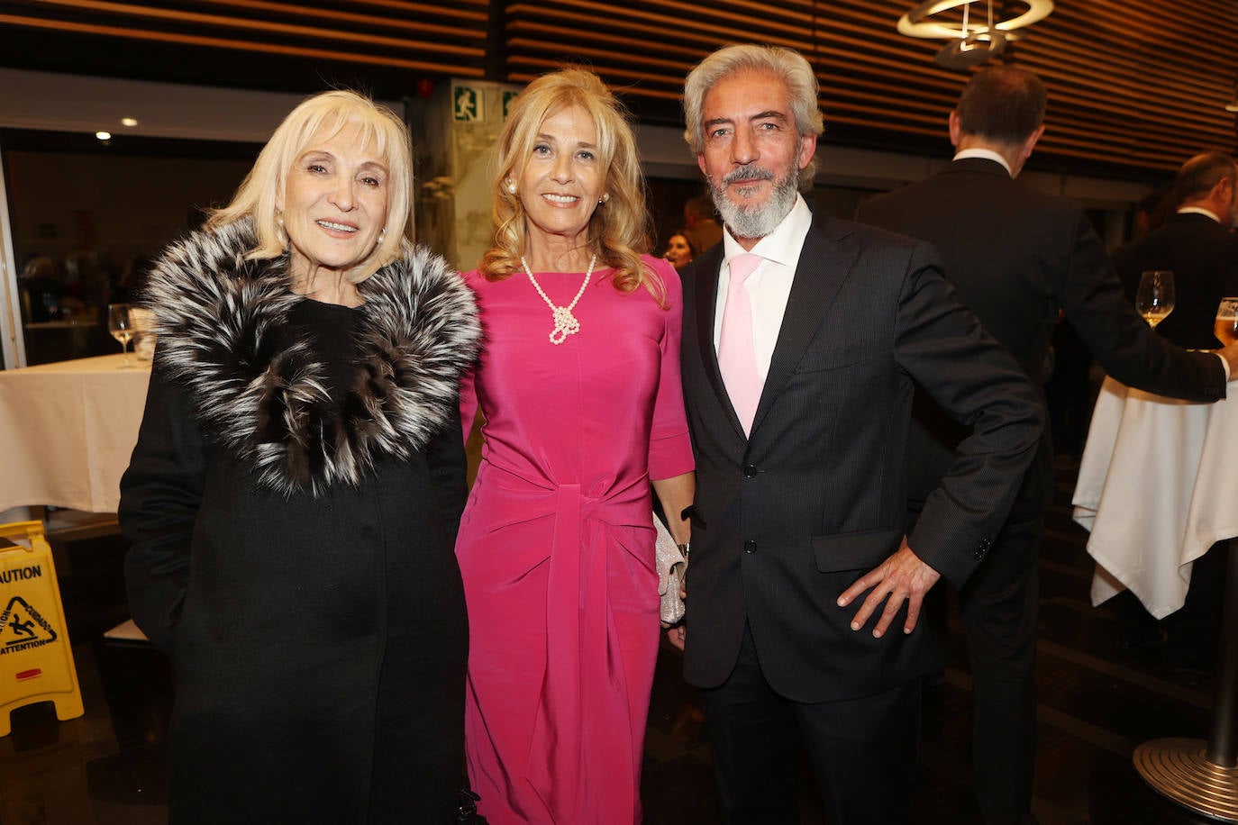 Susi Cigüela, Pilar Manero y Pepe Reyes.