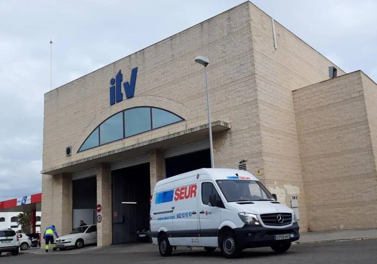 Imagen de la ITV de Cádiz , en el polígono de Levante