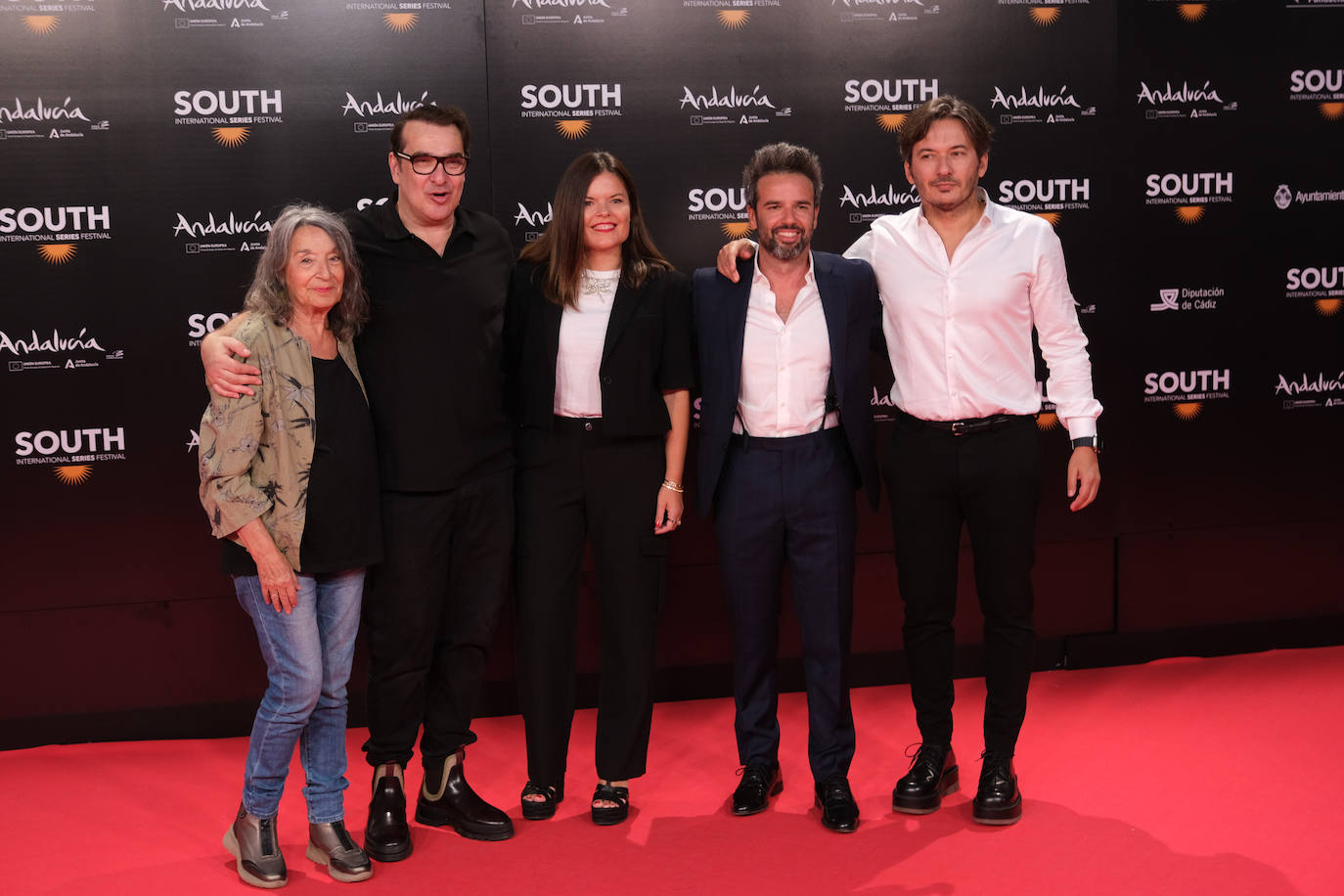 6 de octubre. La capital gaditana acogía la primera edición del South Series Festival, un festival de series que pretende ser una referencia del sector audivisual. En Cádiz se dieron cita actores de la talla de José Coronado o Antonio Resines, y se estrenaron capítulos de series populares como Black Mirror o La que se avecina.