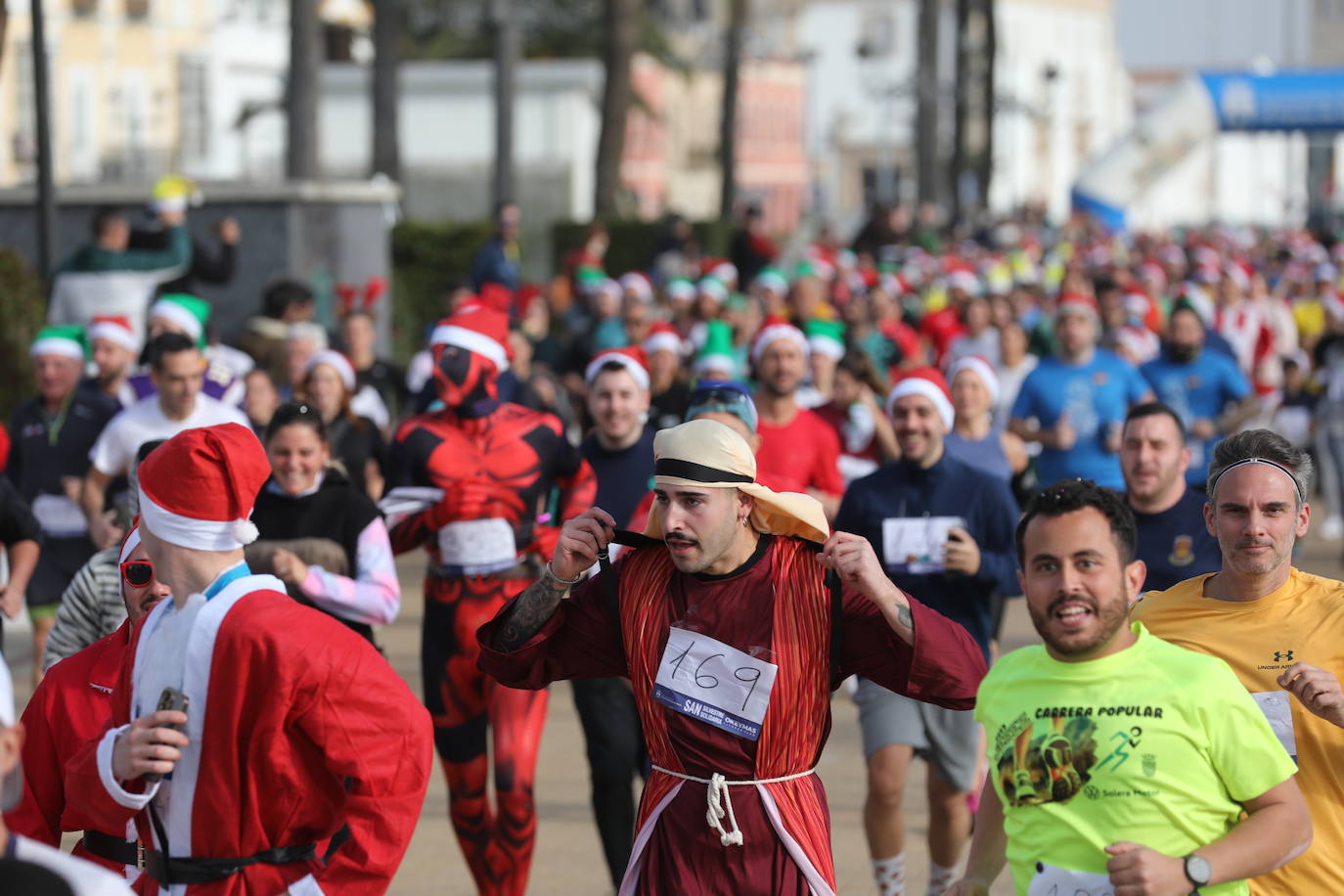Las mejores imágenes de la San Silvestre en El Puerto