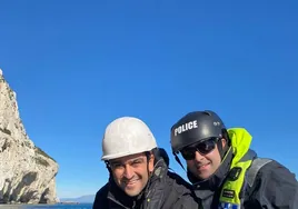 Rescate de un macaco en Gibraltar