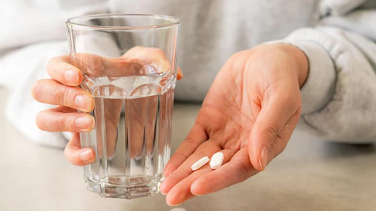 Los enfermeros de Cádiz podrán prescribir ibuprofeno y paracetamol para tratar la fiebre