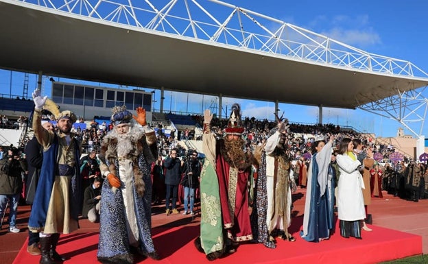 Los Reyes llevan la emoción a San Fernando