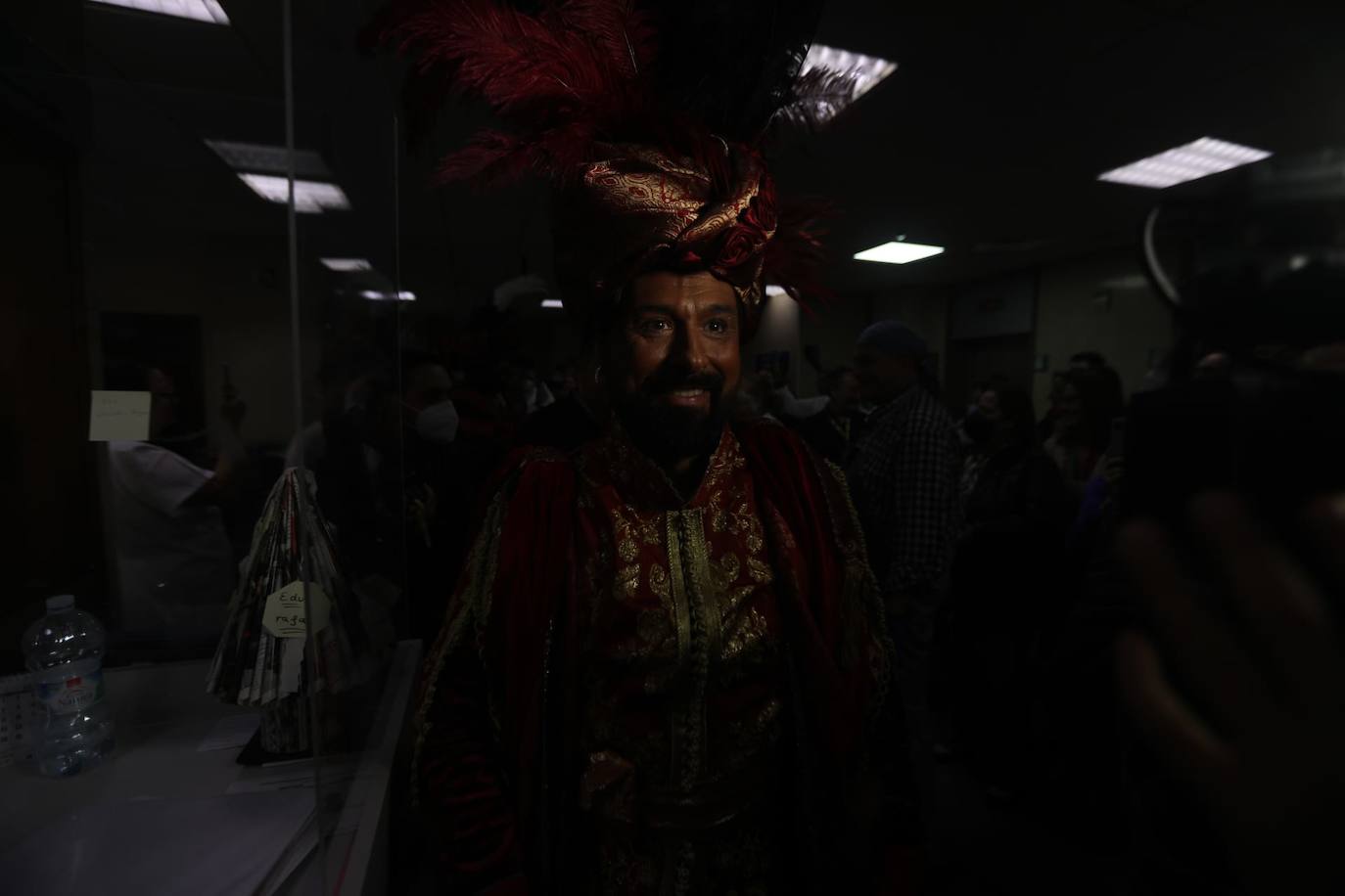 Fotos: Los Reyes Magos visitan a los niños ingresados en el hospital Puerta del Mar de Cádiz