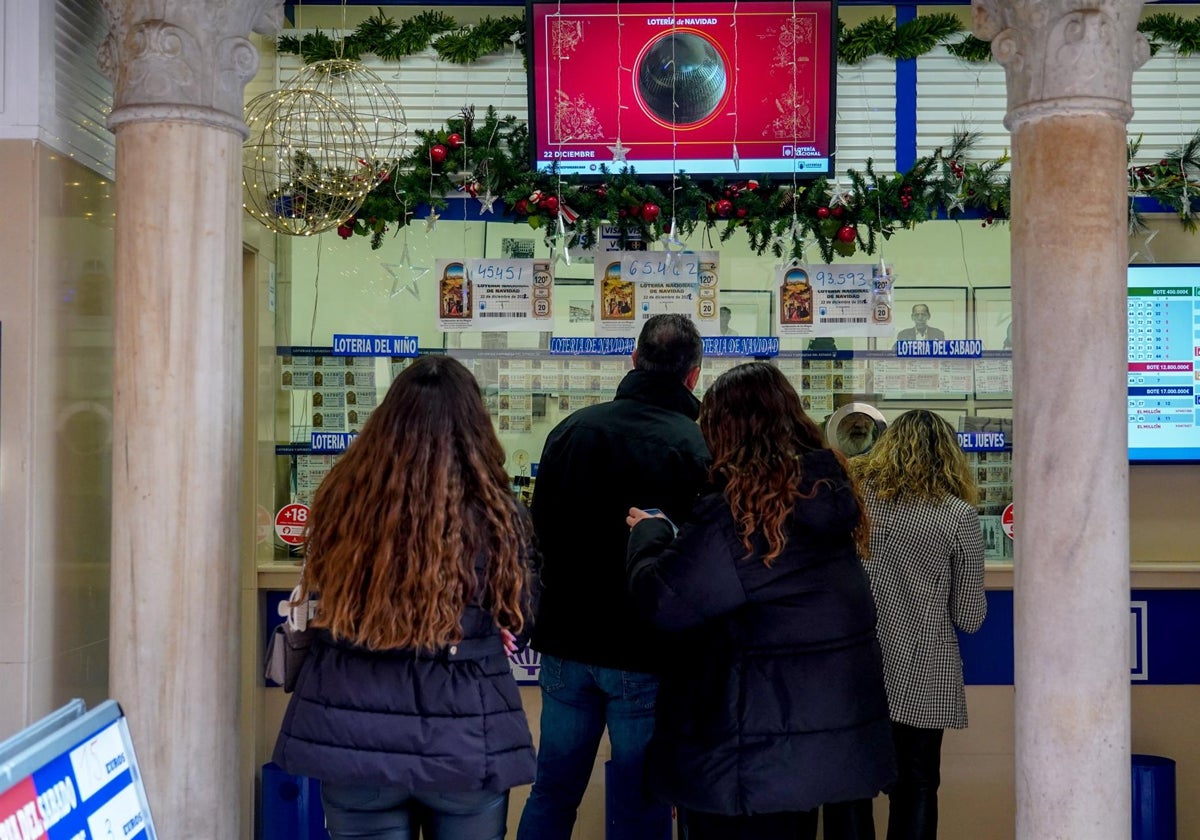 Los gaditanos juegan 12,3 millones de euros en el Sorteo de Lotería de 'El Niño'.