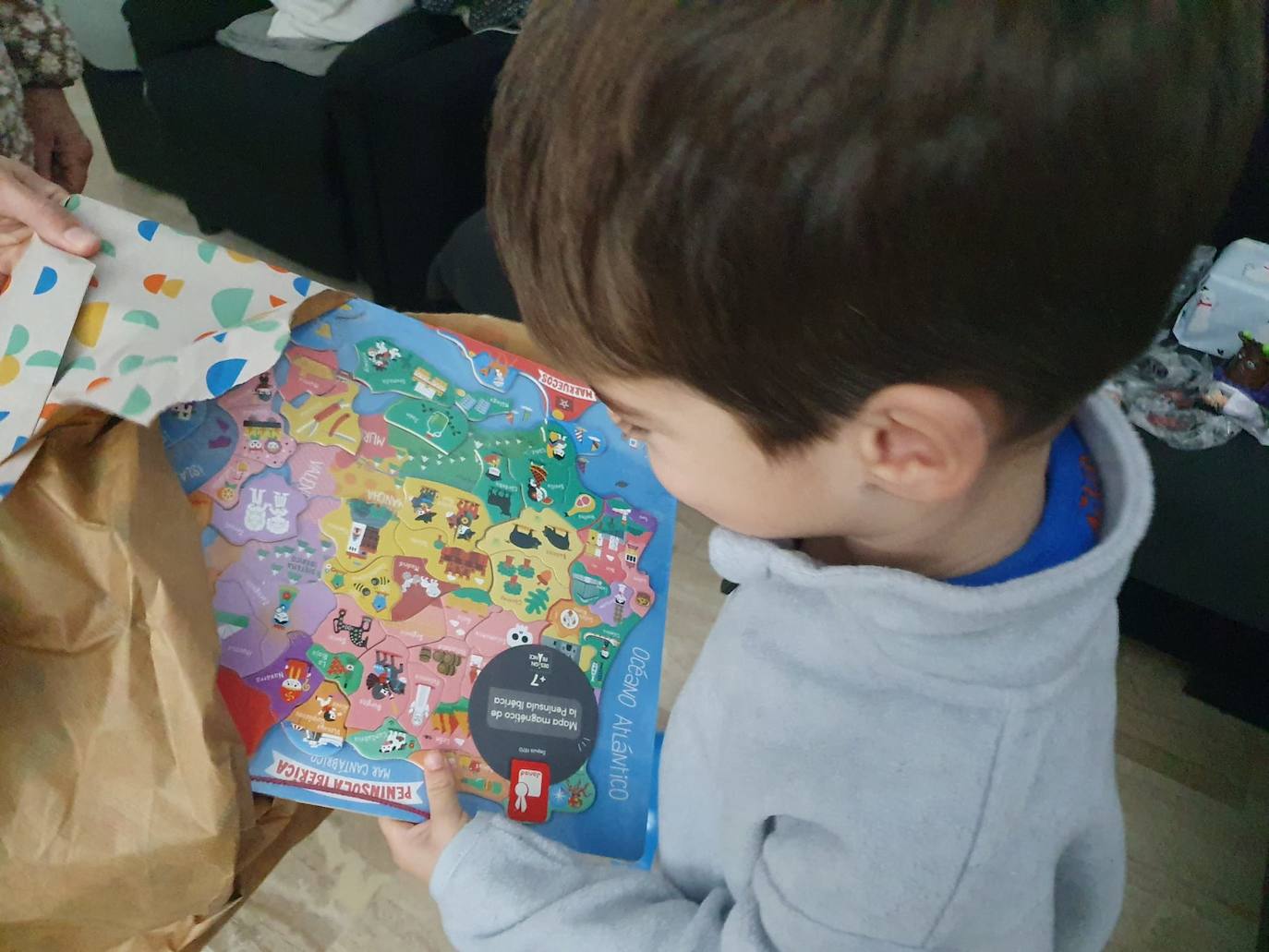 Así ha sido la llegada de los Reyes Magos en los hogares gaditanos