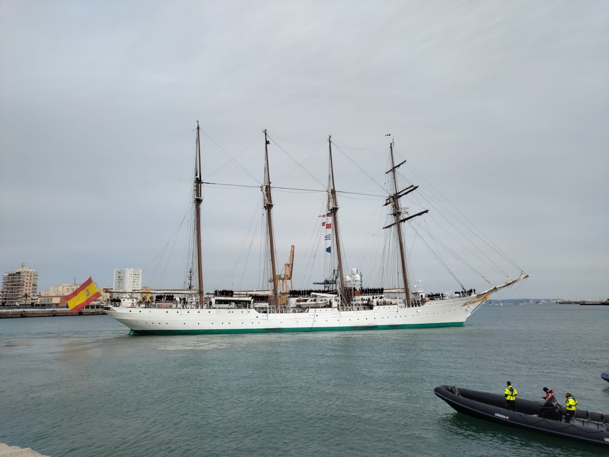 Fotos: Salida del buque Juan Sebastián de Elcano en su 96 crucero de instrucción