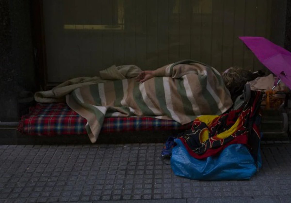 El Ayuntamiento de Cádiz habilita 15 plazas de refuerzo para las personas sin hogar.