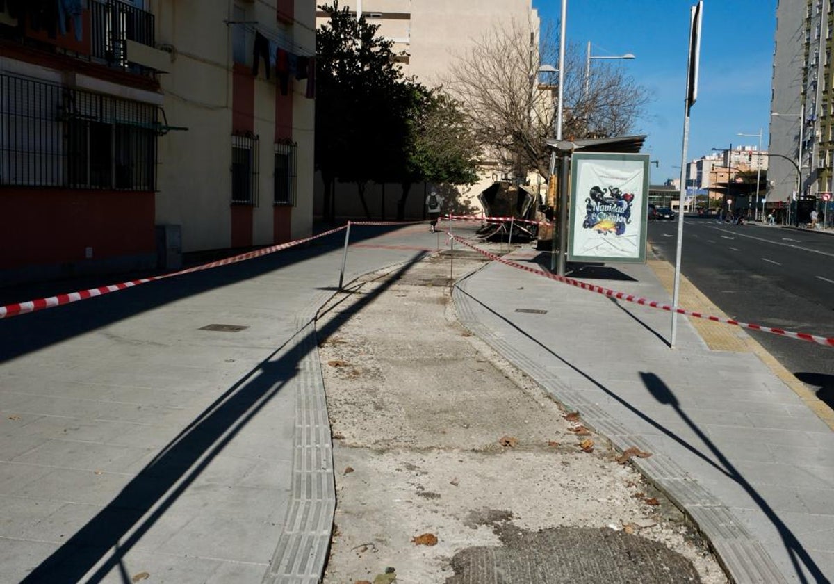 Este tramo deberá ser reasfaltado tras su reciente remodelación, hace apenas semanas