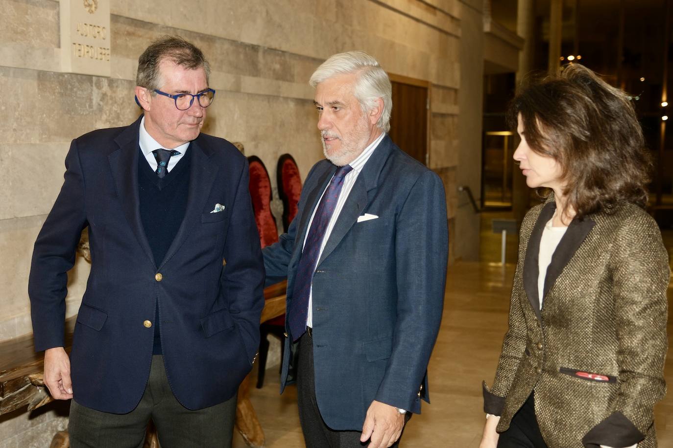 Así ha sido la entrega del premio Gaditano de Adopción a Borja Prado Eulate en Cádiz