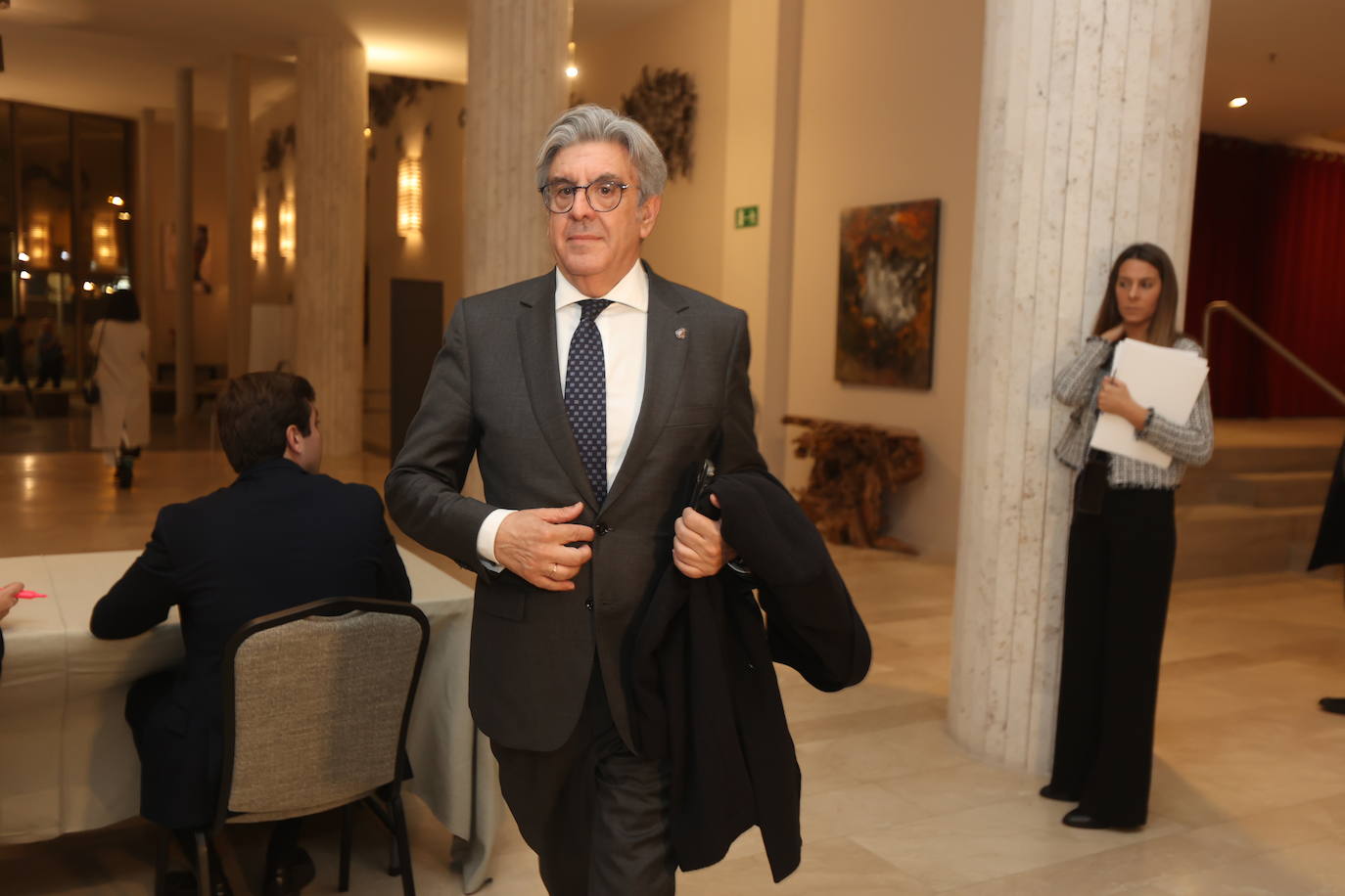 Así ha sido la entrega del premio Gaditano de Adopción a Borja Prado Eulate en Cádiz