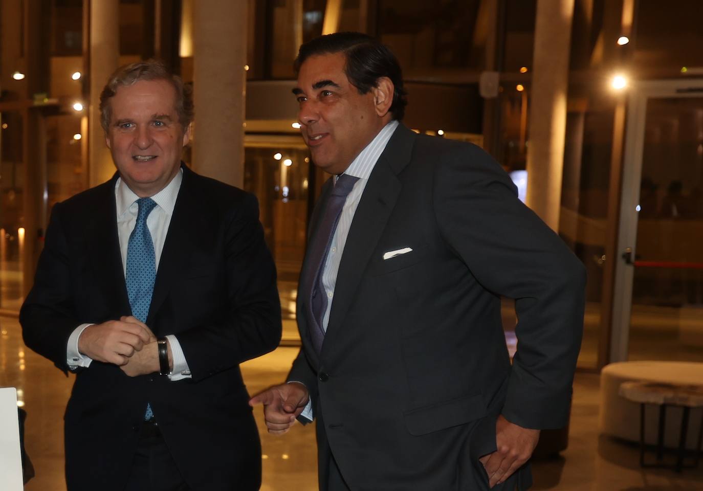 Así ha sido la entrega del premio Gaditano de Adopción a Borja Prado Eulate en Cádiz