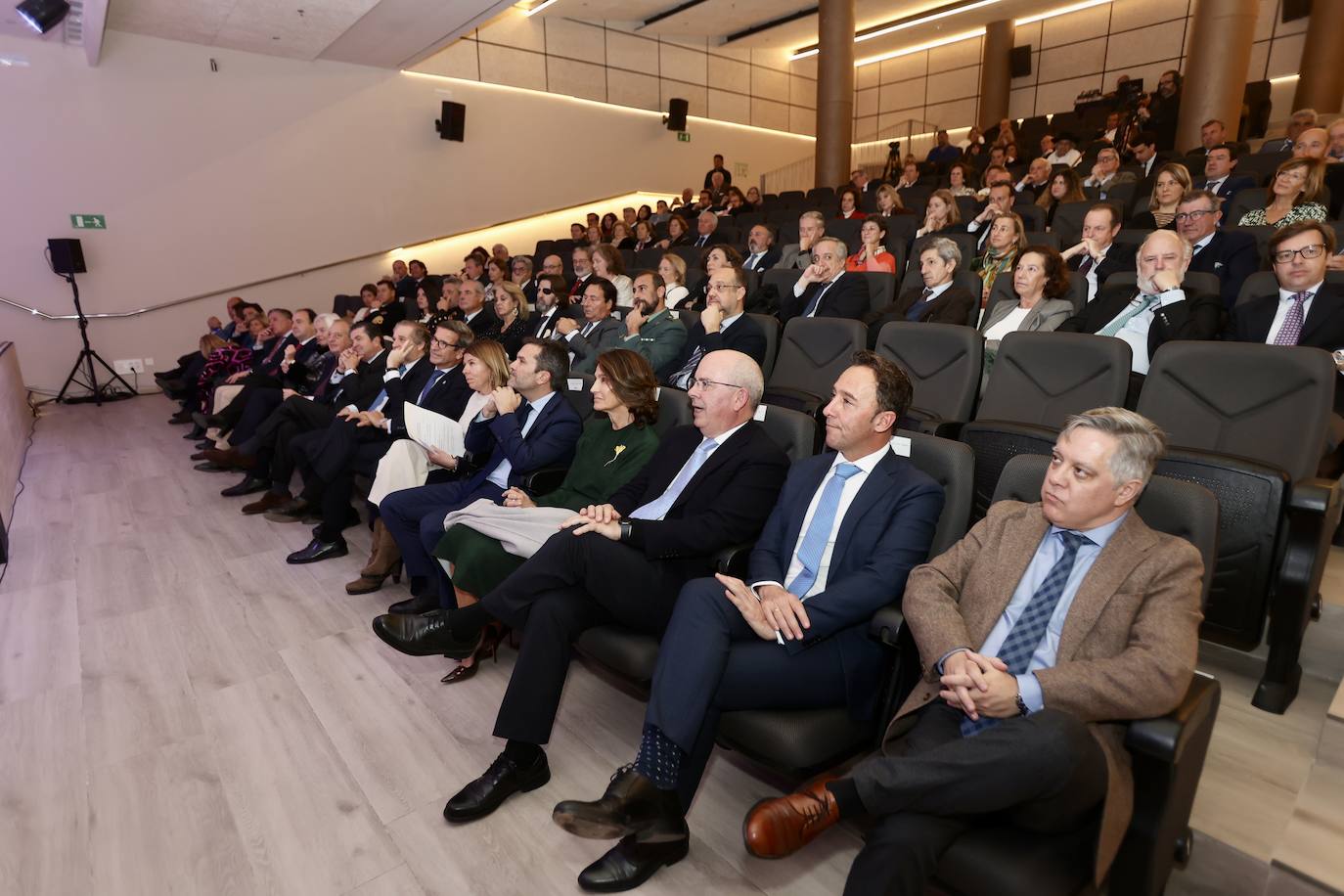 Así ha sido la entrega del premio Gaditano de Adopción a Borja Prado Eulate en Cádiz