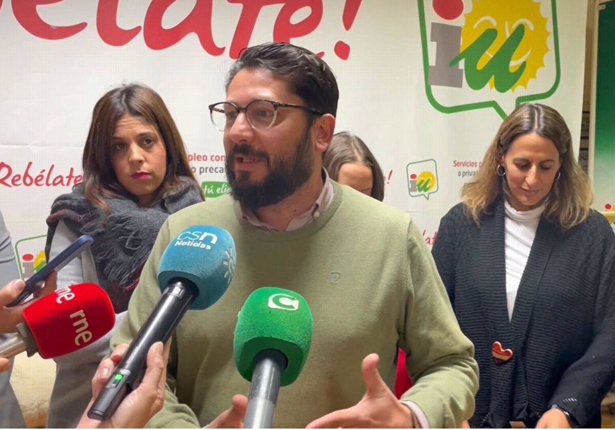 IU pide a Gobierno y Junta «que muevan ficha para sacar a la provincia de Cádiz de la cola»
