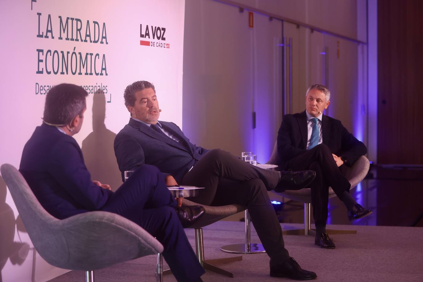 Fotos: Así ha sido el debate sobre actualidad y periodismo en La Mirada Económica con Julián Quirós, Alberto García Reyes e Ignacio Moreno