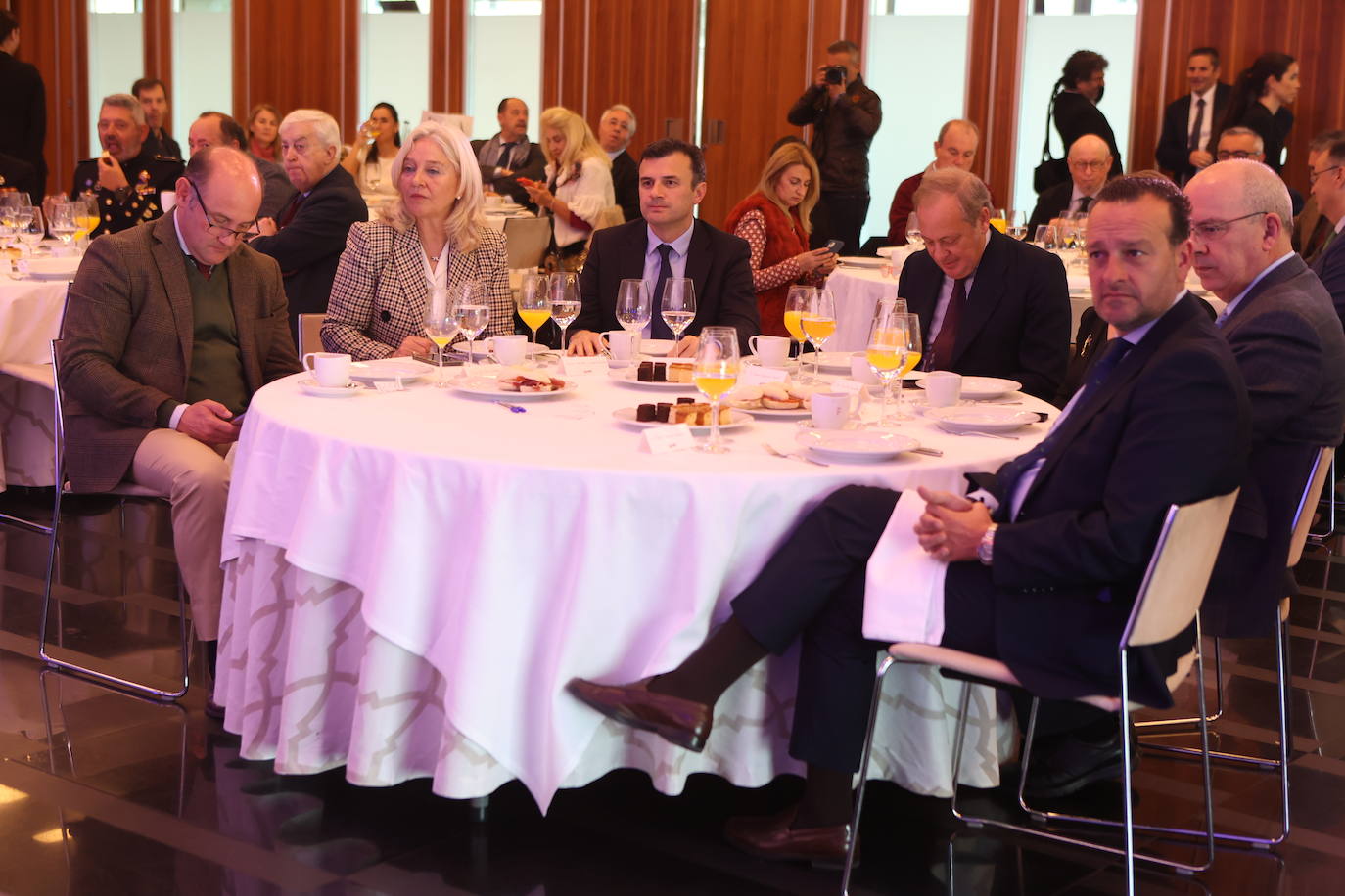 Fotos: Así ha sido el debate sobre actualidad y periodismo en La Mirada Económica con Julián Quirós, Alberto García Reyes e Ignacio Moreno