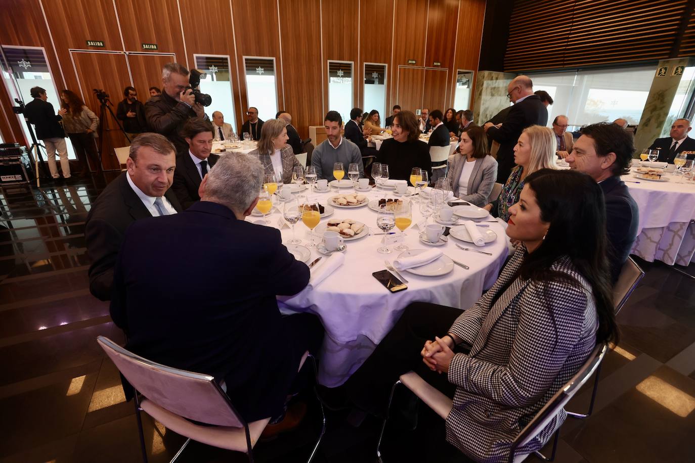 Fotos: Así ha sido el debate sobre actualidad y periodismo en La Mirada Económica con Julián Quirós, Alberto García Reyes e Ignacio Moreno
