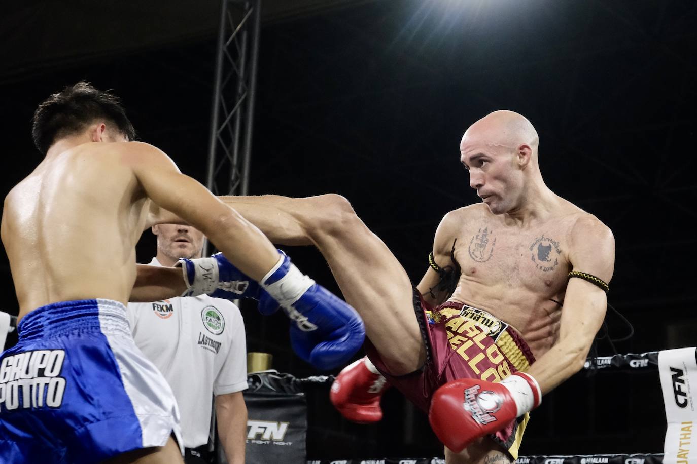 Fotos: Carlos Coello se convierte en tetracampeón mundial al vencer al tailandés Jatuphon Raksapa